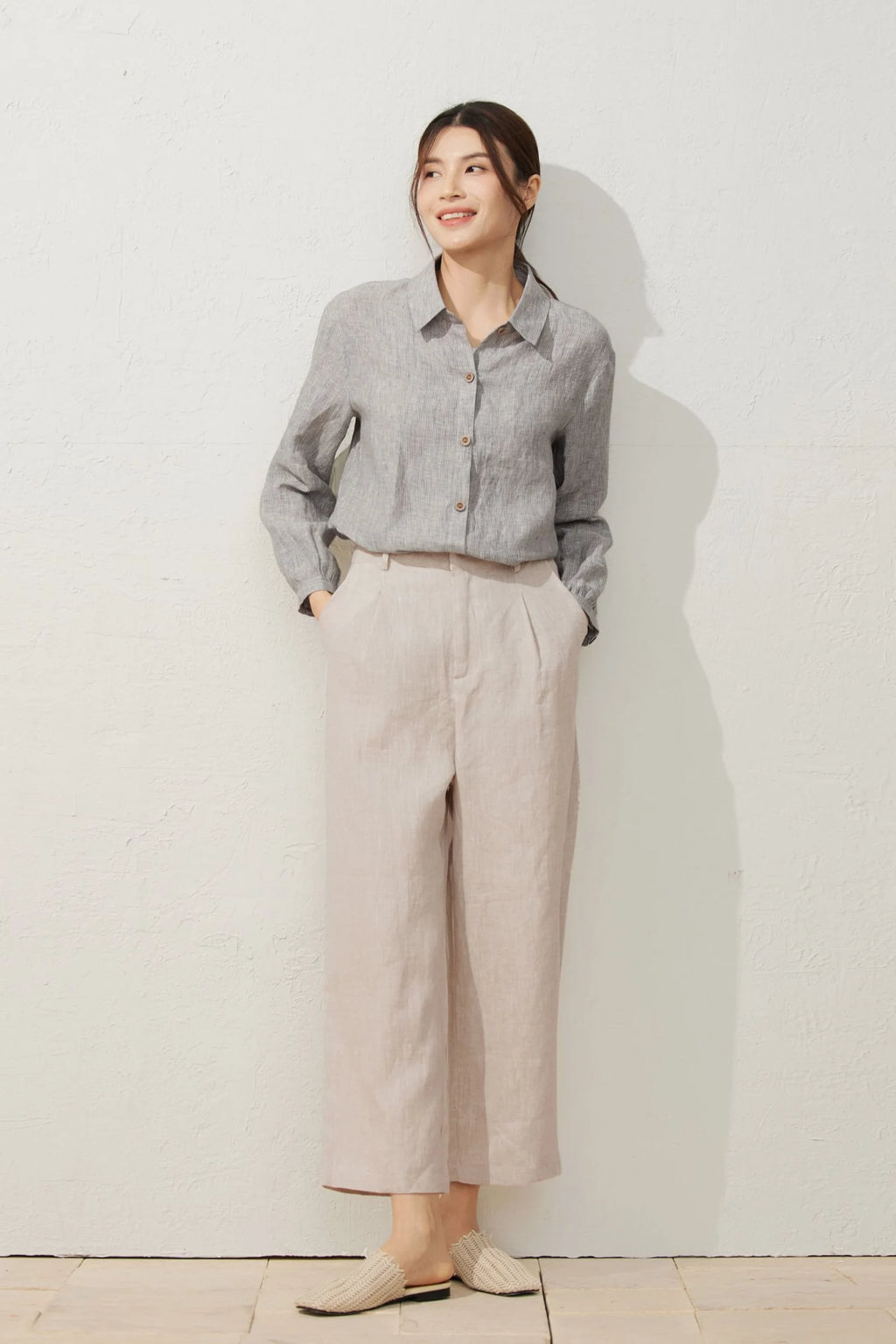 Alexia - Classic Linen Button-Up Shirt