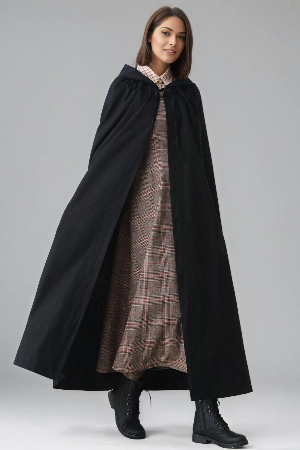 Beatrix - Lightweight Black Linen Cloak with Hood
