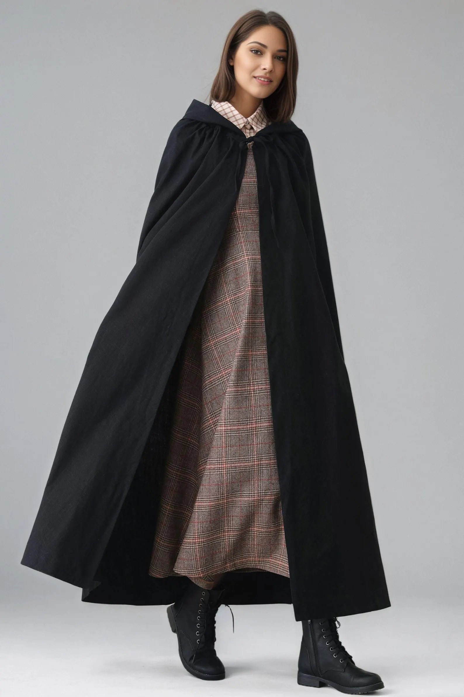 Beatrix - Lightweight Black Linen Cloak with Hood
